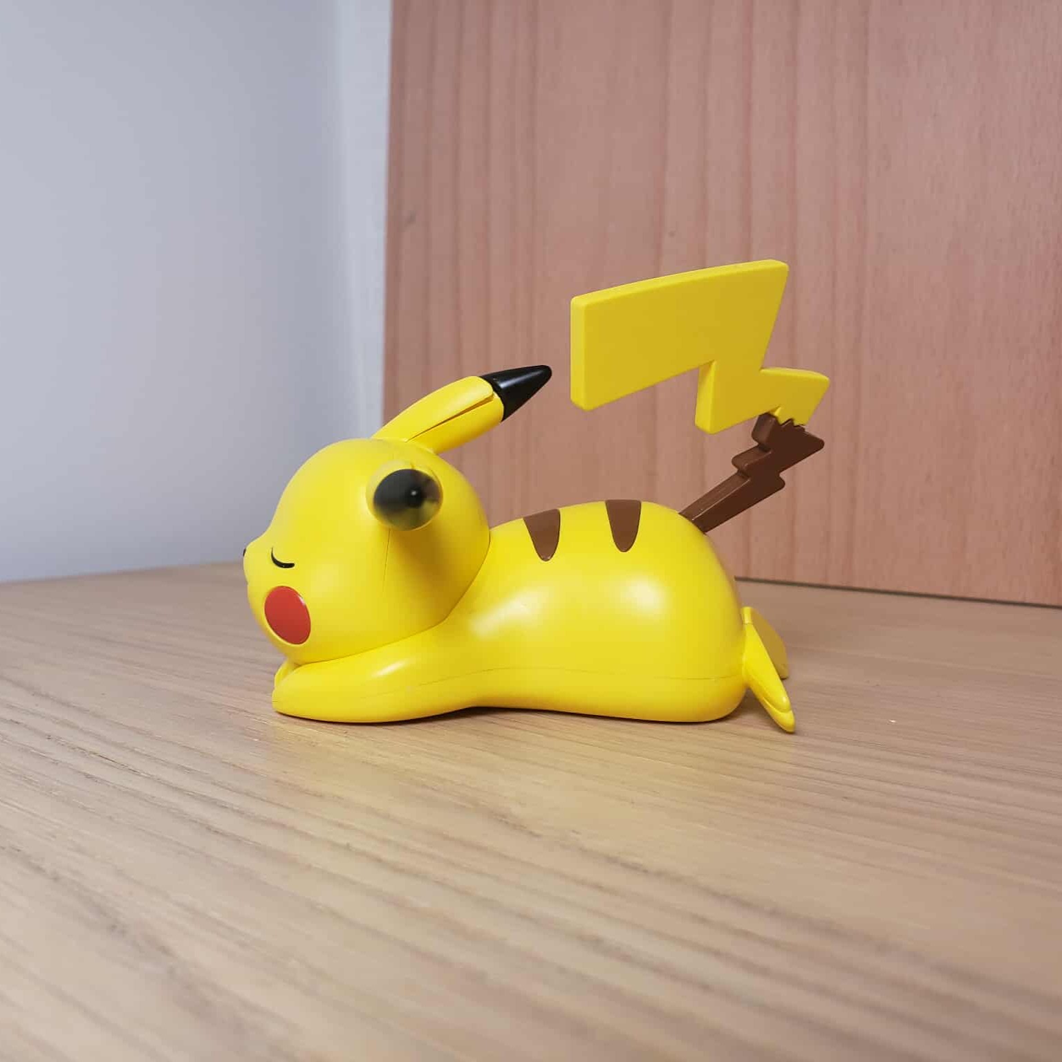 left sideview of a Pikachu figurine